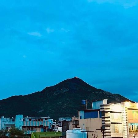 Kr Homestay Tiruvannamalai Bagian luar foto